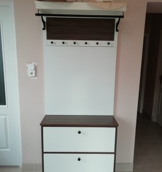 Klasszikus előszoba Nagykőrös