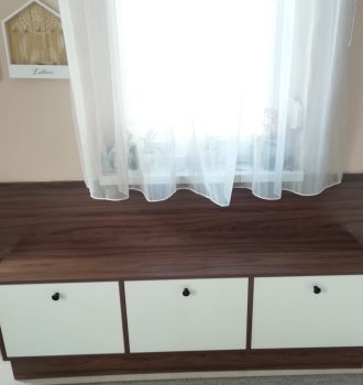 Klasszikus előszoba Nagykőrös