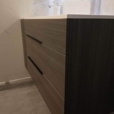 Modern Fürdőszoba bútor Hetényegyháza - Blum fiókok